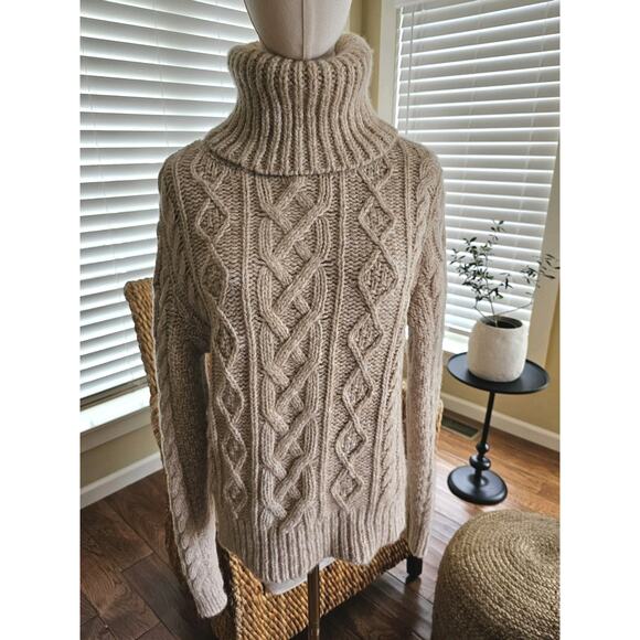 Banana Republic Wool Blend Thick Cableknit Chunky Sweater Women's Size S - Picture 1 of 11